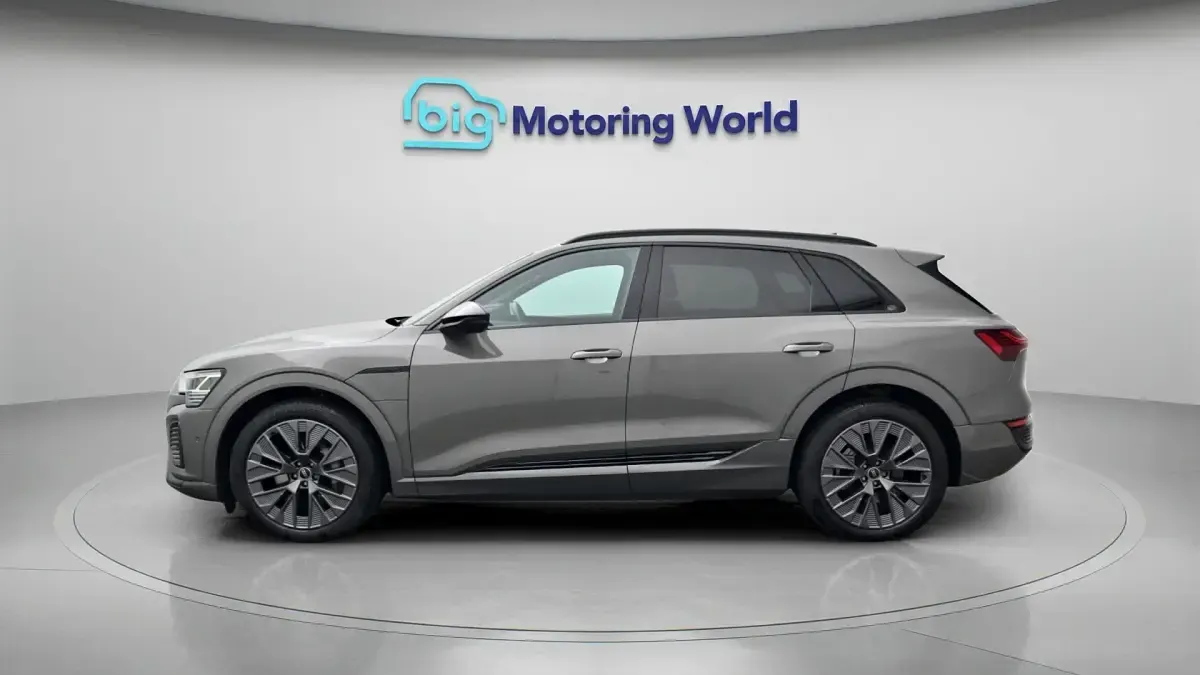 Used Audi Q8 e-tron Black Edition 300 kW (408 HP) 2024 Grey SUV