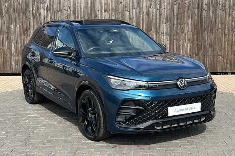 Used 2024 VW Tiguan SUV | £36,699 (Expensive) - Image 1/4