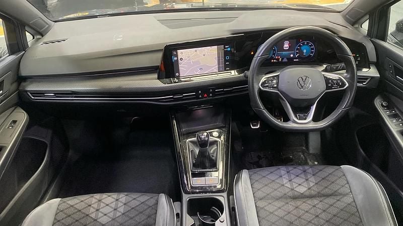 Used VW Golf VIII R-line 130 HP (95 kW) 2024 Grey Hatchback