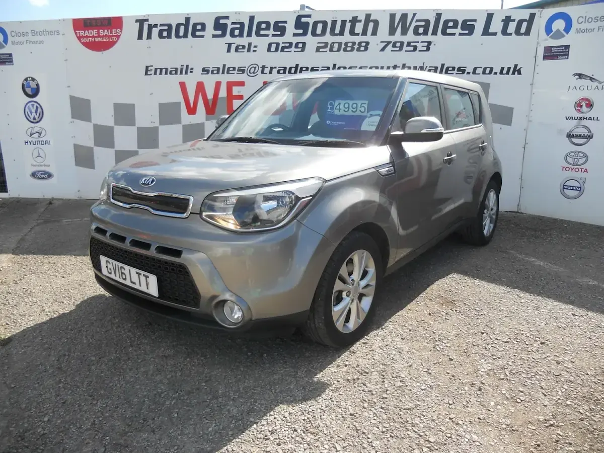 Used Kia Soul Plus 134 HP (98 kW) 2016 Silver SUV
