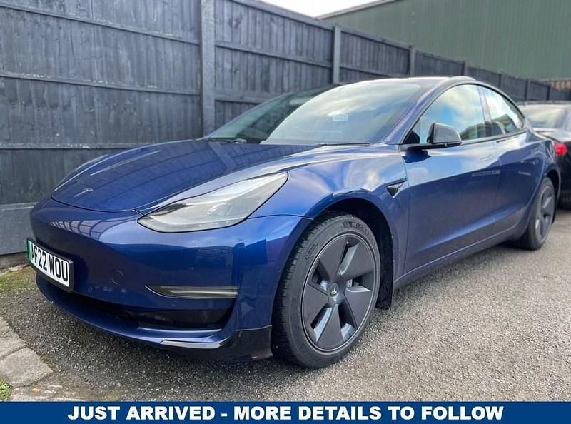 Blue Used 2022 Tesla Model 3 Standard Range Sedan | £21,990 (Fair price) - Image 1/4