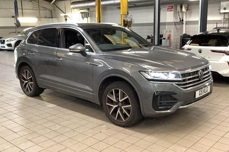 Grey Used 2023 VW Touareg R-line SUV | £39,400 (Super price) - Image 1/1