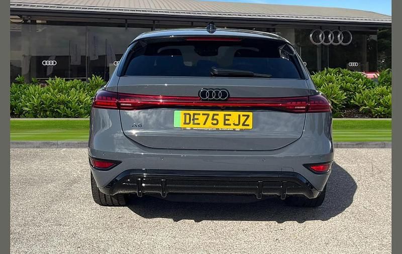 Used Audi e-tron Performance 310 kW (422 HP) 2025 Other SUV