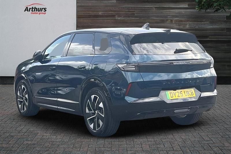 Used Vauxhall Grandland 154 kW (210 HP) 2025 Blue SUV