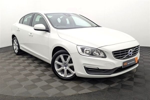 White Used 2017 Volvo S60 SE Sedan | £11,999 (Fair price) - Image 1/1