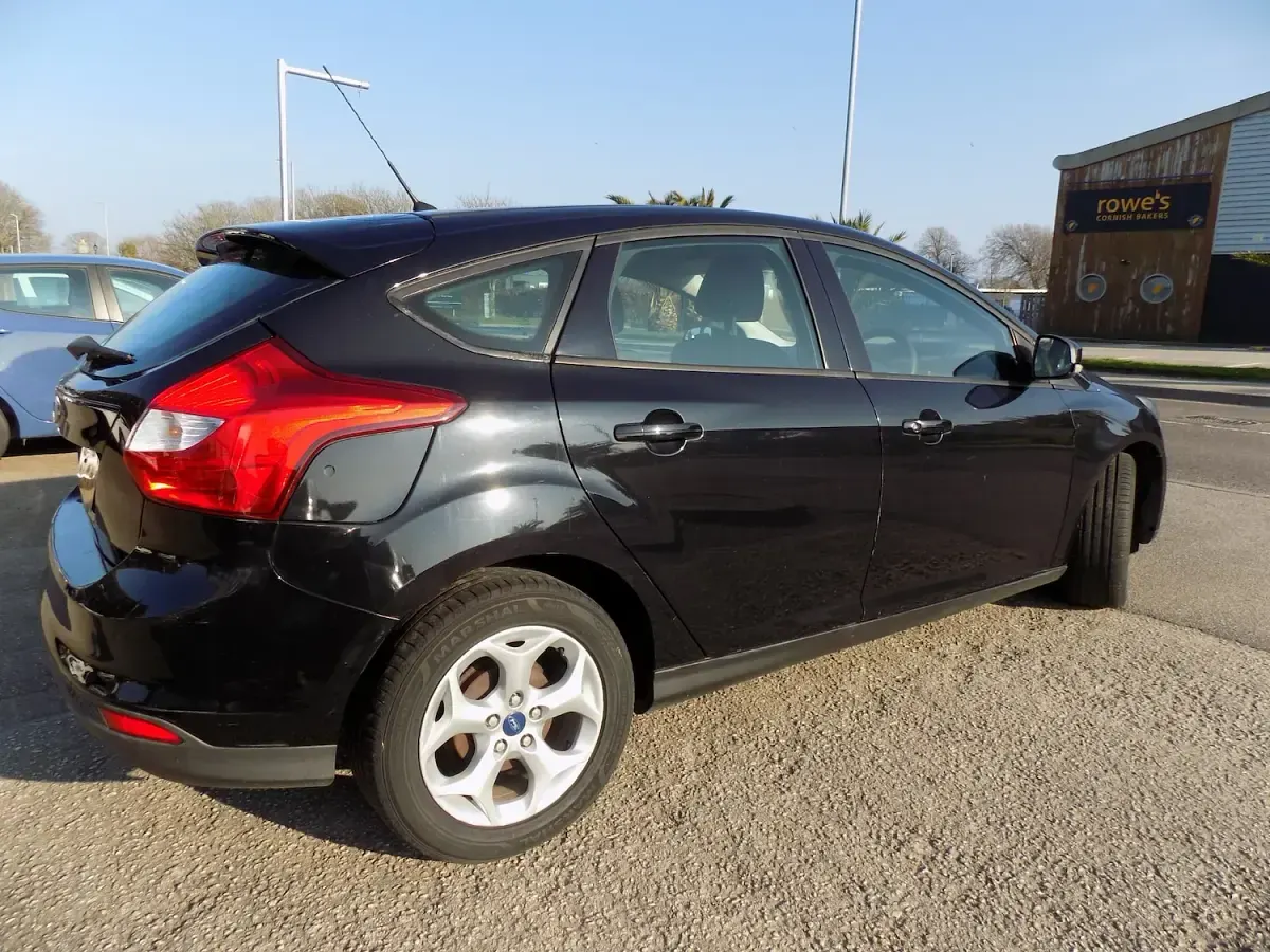 Used Ford Focus 2012 Black Hatchback