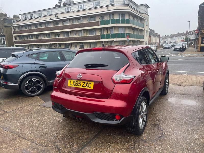 Used Nissan Juke Tekna 117 HP (86 kW) 2015 Red SUV