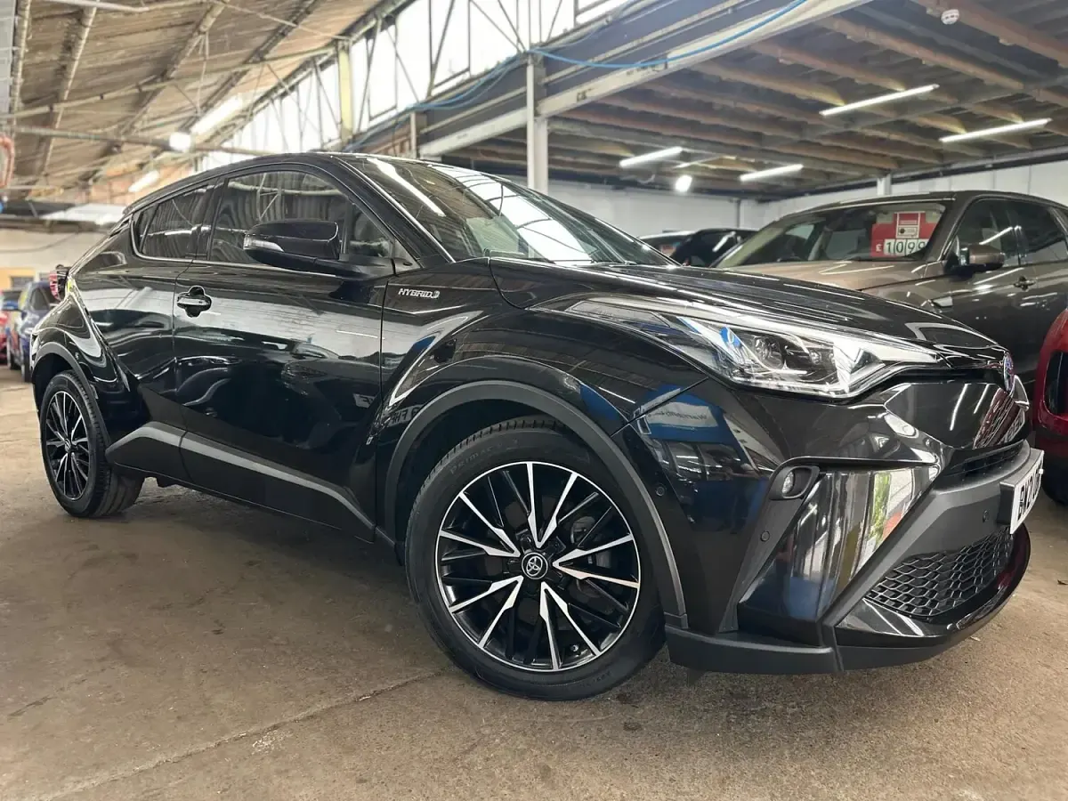Used Toyota C-HR 122 HP (89 kW) 2021 Black SUV