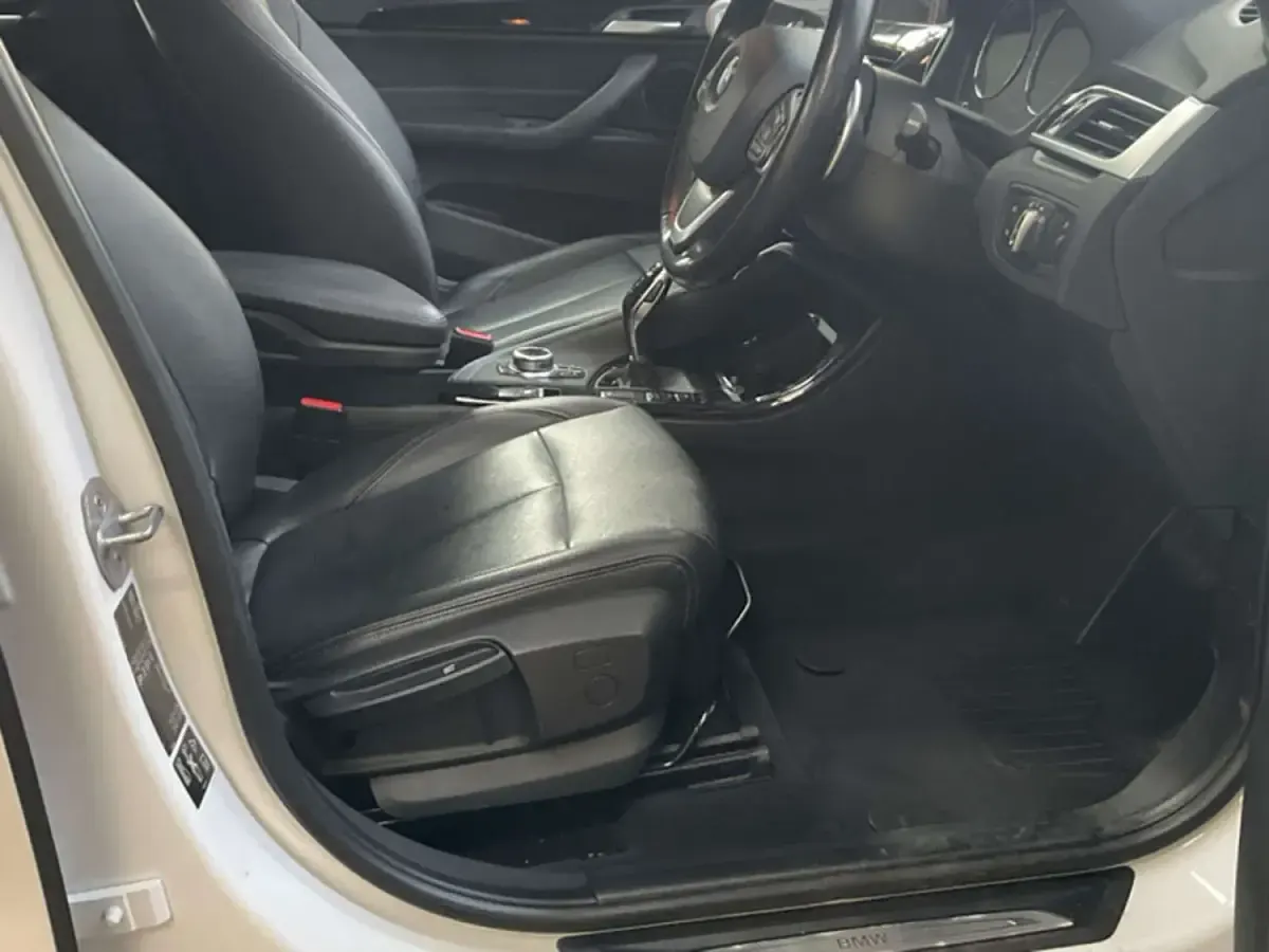 Used BMW X1 xLine 192 HP (141 kW) 2018 White SUV