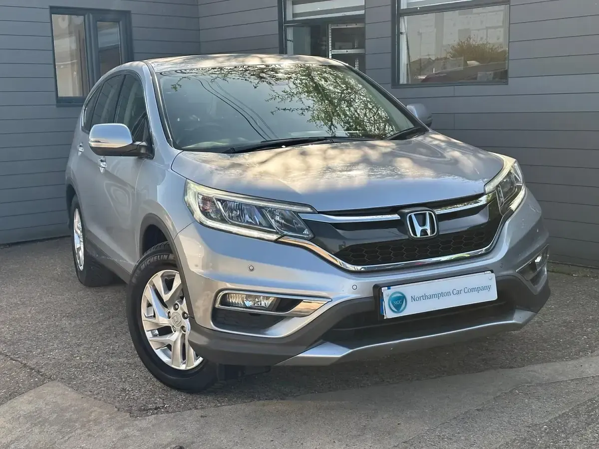Used Honda CR-V SE 155 HP (114 kW) 2017 Silver SUV