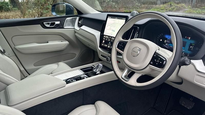 New Volvo XC60 Ultra 449 HP (330 kW) 2026 Blue SUV