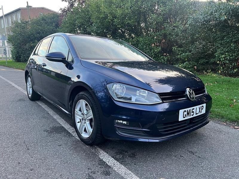 Begagnad VW Golf VII Match 2015 Blå Halvkombi