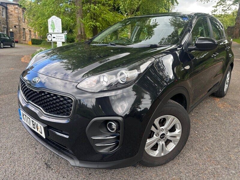 Black Used 2017 Kia Sportage 2 SUV | £5,495 (Good price) - Image 1/4