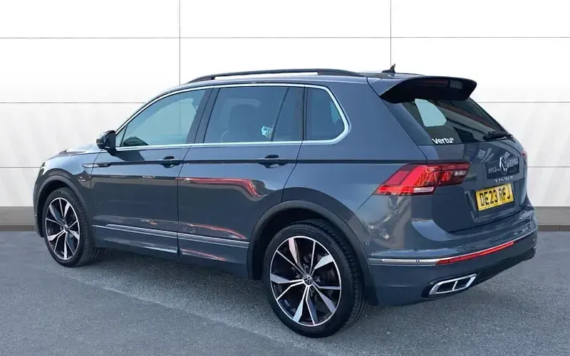 Used VW Tiguan R-line 150 HP (110 kW) 2023 Grey SUV