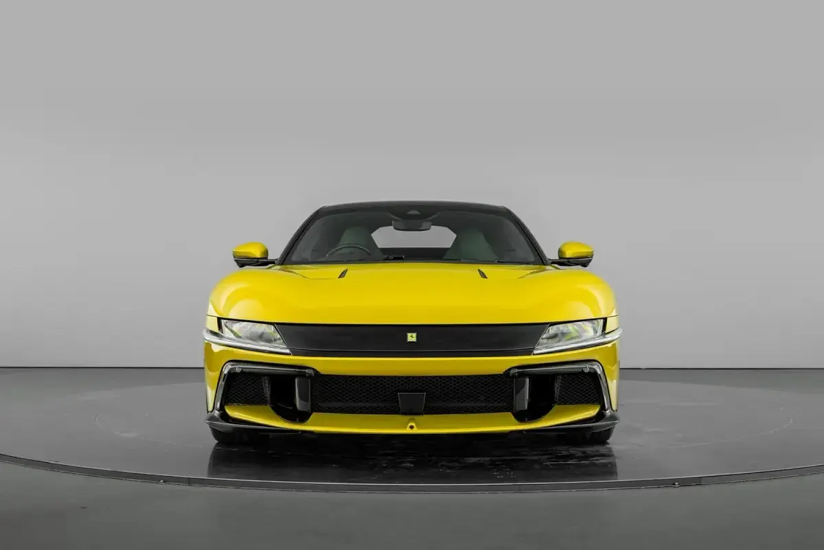 Used Ferrari 12 Cilindri 830 HP (610 kW) 2025 Giallo monte carlo Coupe