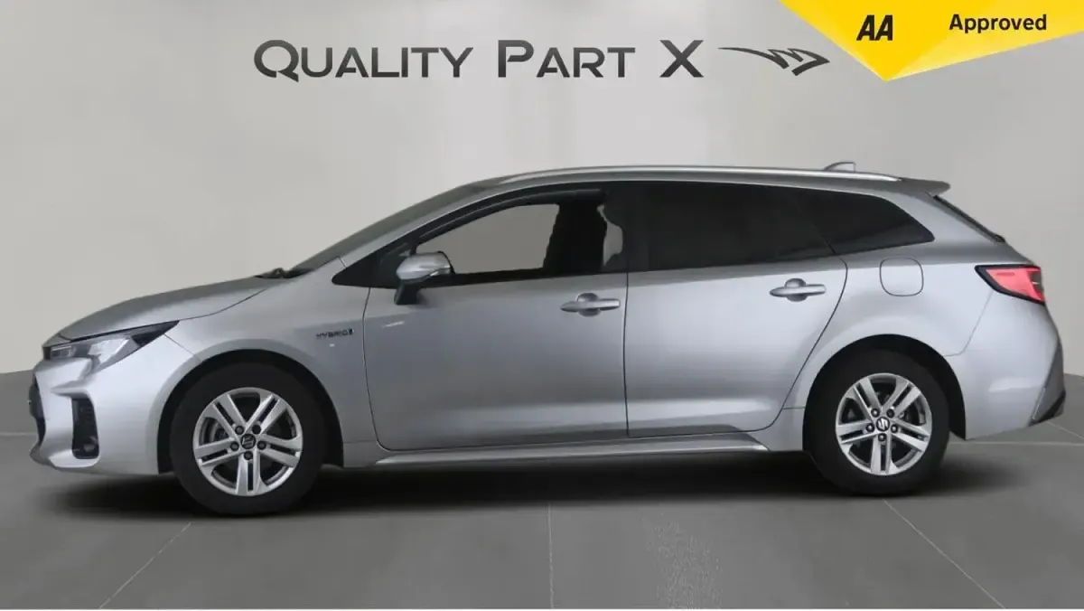 Used Suzuki Swace 140 HP (102 kW) 2023 Silver Estate