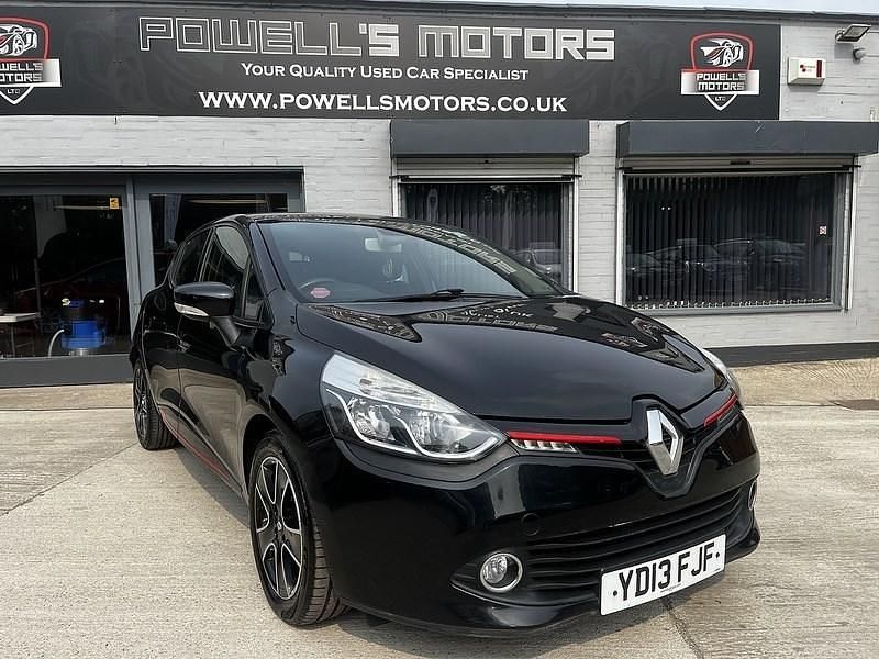 Black Used 2013 Renault Clio IV Dynamique Hatchback | £4,995 (A bit pricey) - Image 1/4