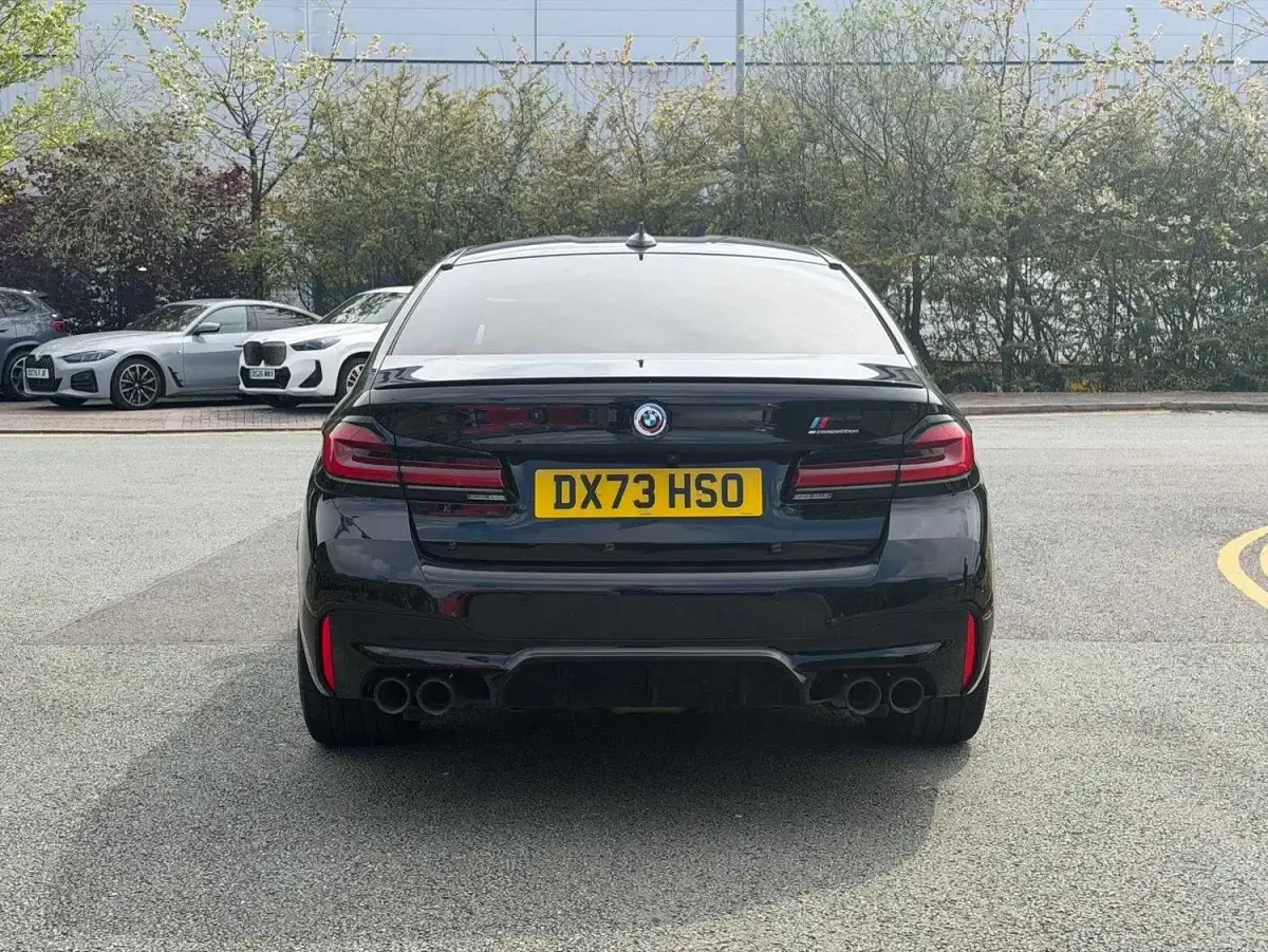 Begagnad BMW M5 Competition Edition 616 HK (453 kW) 2023 Svart Sedan