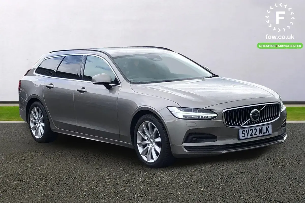 Used Volvo V90 Momentum 197 HP (144 kW) 2021 Estate