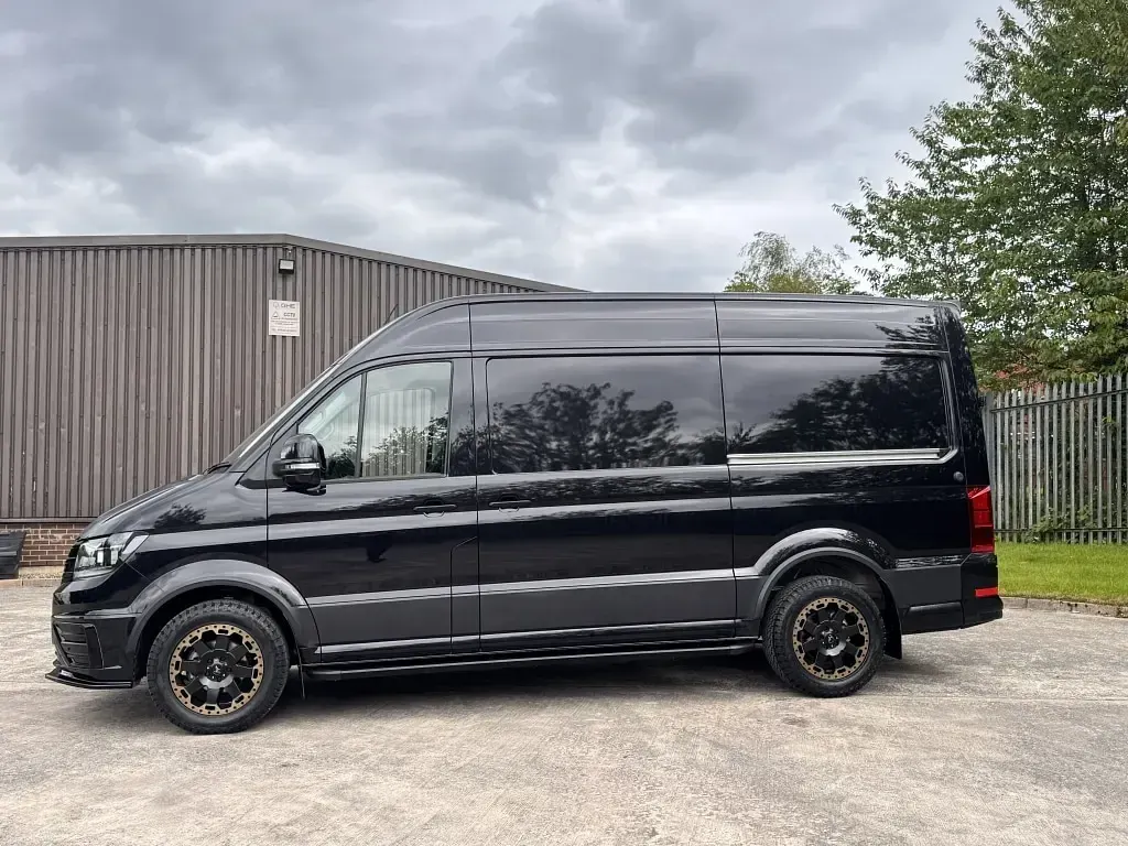 New VW Crafter R 140 HP (102 kW) 2025 Black Van