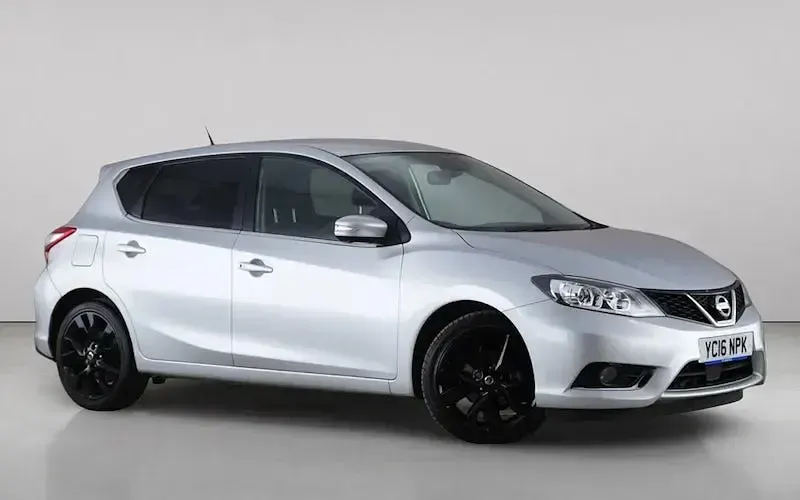 Used Nissan Pulsar Tekna 116 HP (85 kW) 2016 Hatchback