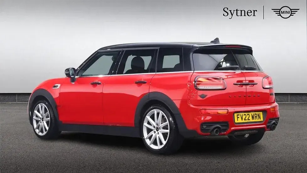 Used Mini Cooper S Clubman Sport 176 HP (129 kW) 2022 Red Estate