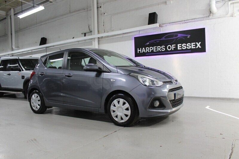 Grey Used 2014 Hyundai i10 SE Hatchback | £3,995 (Fair price) - Image 1/4