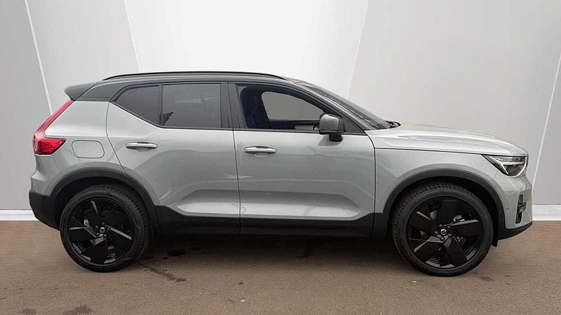 New Volvo XC40 Ultra 194 HP (142 kW) 2026 Grey SUV