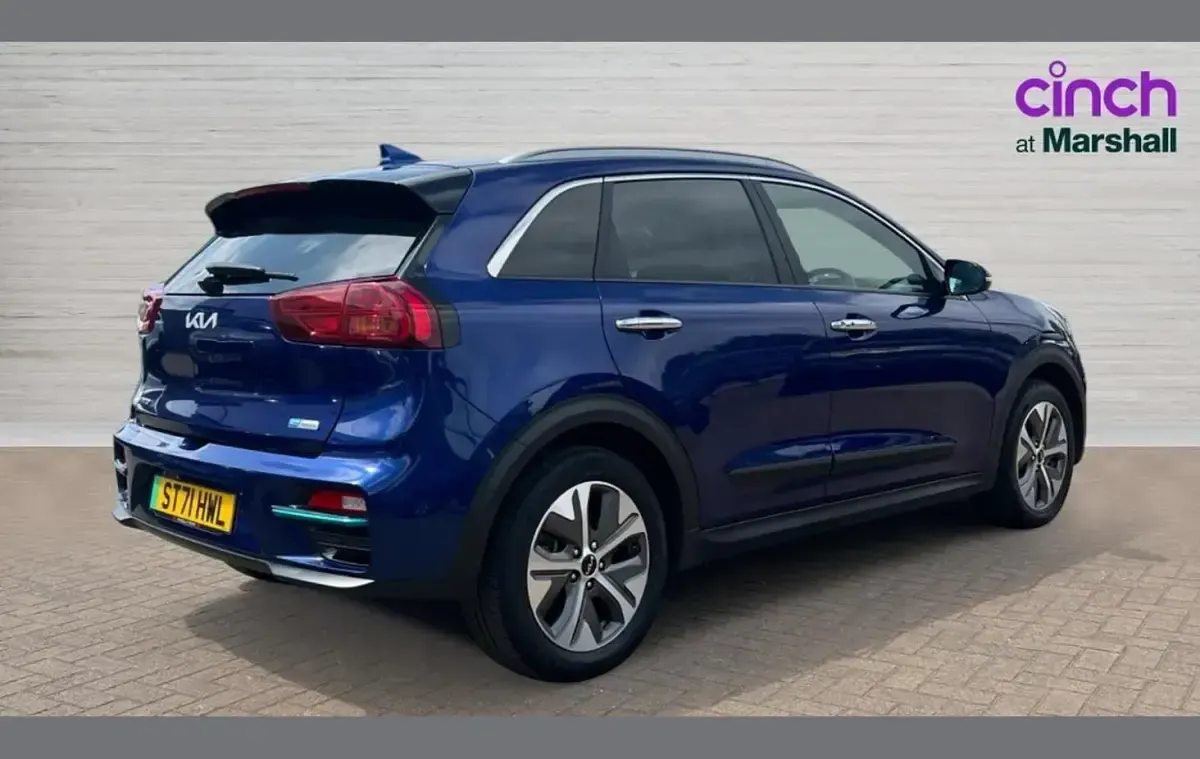 Used Kia e-Niro 150 kW (204 HP) 2021 Blue SUV