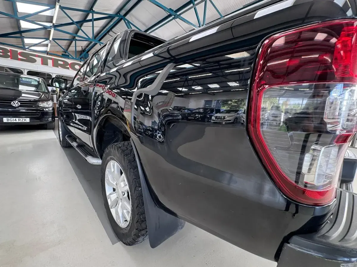 Used Ford Ranger Wildtrack 200 HP (147 kW) 2015 Black Pickup