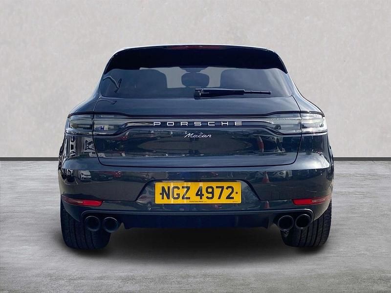 Used Porsche Macan 245 HP (180 kW) 2019 Grey SUV
