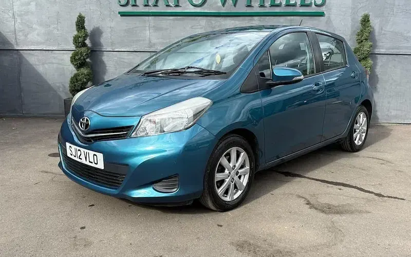 Used Toyota Yaris 101 HP (74 kW) 2013 Hatchback