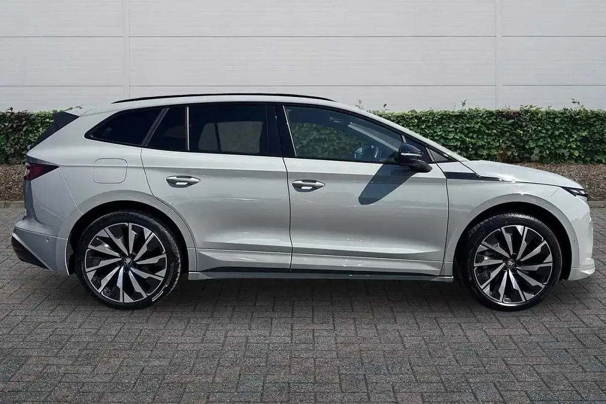 Used Skoda Enyaq iV SportLine 210 kW (286 HP) 2026 Meteor grey SUV