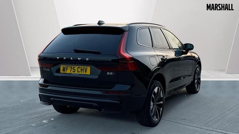 Used Volvo XC60 Ultra 250 HP (183 kW) 2025 Black SUV