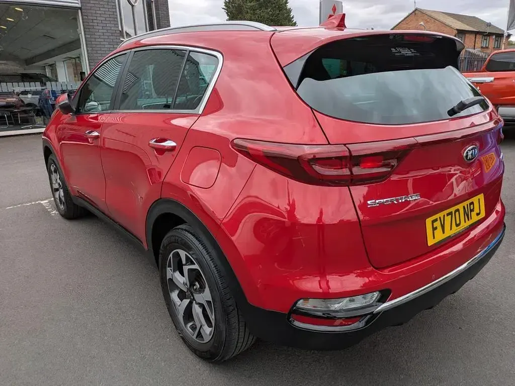 Used Kia Sportage 2021 Red SUV