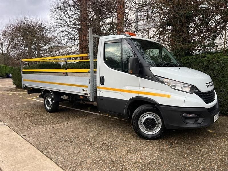 Used Iveco Daily 134 HP (98 kW) 2021 White