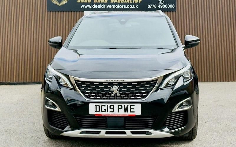 Second-hand Peugeot 3008 GT-line 131 CP (96 kW) 2019 Negru SUV