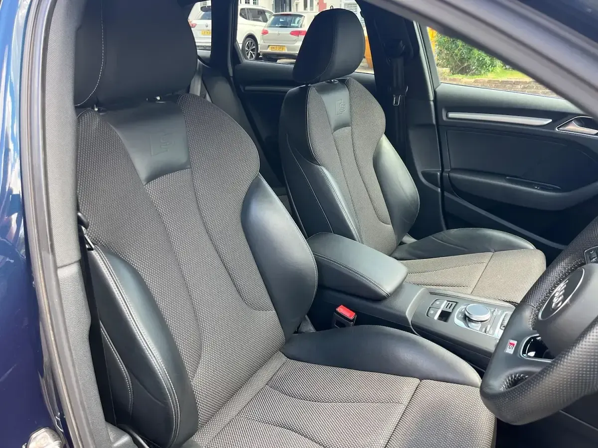 Used Audi A3 Sportback S-Line 150 HP (110 kW) 2019 Blue Hatchback