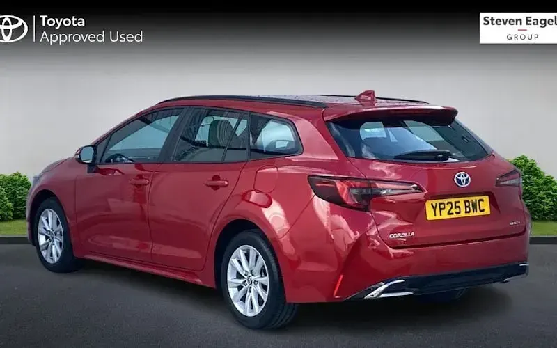 Usado Toyota Corolla 140 CV (102 kW) 2026 Familiar