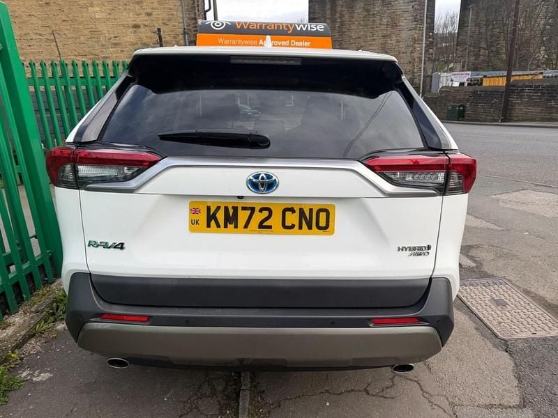 Used Toyota RAV4 Design 2022 White SUV