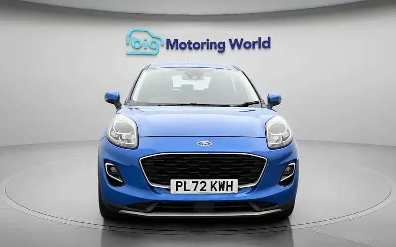Käytetty Ford Puma Titanium 155 HP (114 kW) 2023 Sininen Katumaasturi