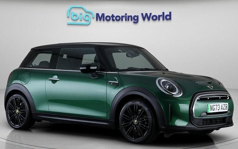 Used Mini Cooper Level 2 135 kW (184 HP) 2023 Hatchback