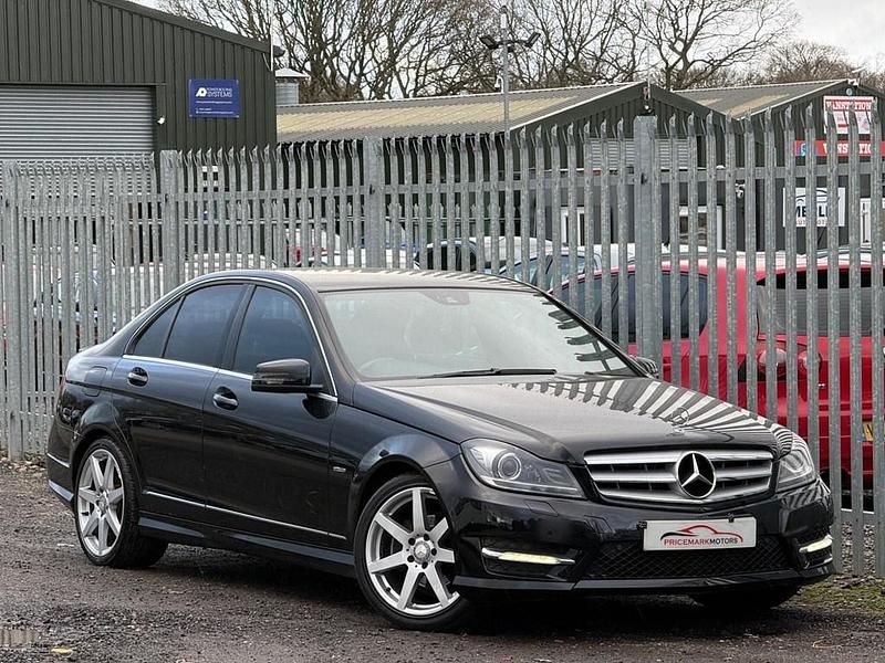 Używany Mercedes C220 2011 Czarny Sedan/Limuzyna