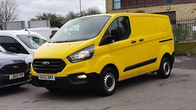 Used Ford Transit Custom 105 HP (77 kW) 2022 Yellow Van