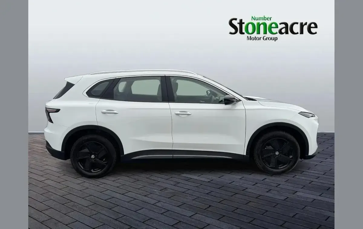 New MG MG5 EV SE 125 kW (170 HP) 2025 White Estate
