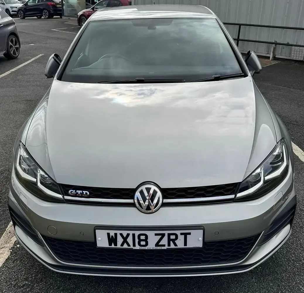 Usado VW Golf VII GTD 184 HP (135 kW) 2018 Prateado Citadino