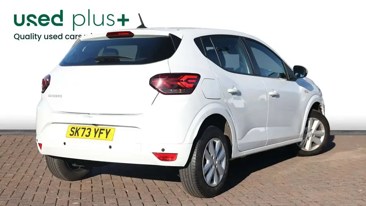 Used Dacia Sandero Expression 91 HP (66 kW) 2023 White Hatchback