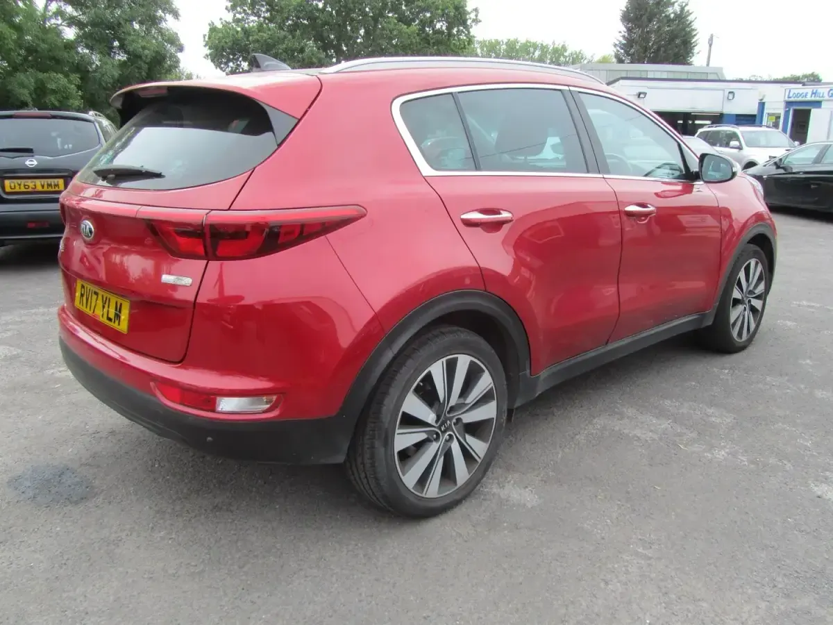 Used Kia Sportage 115 HP (84 kW) 2017 Red SUV