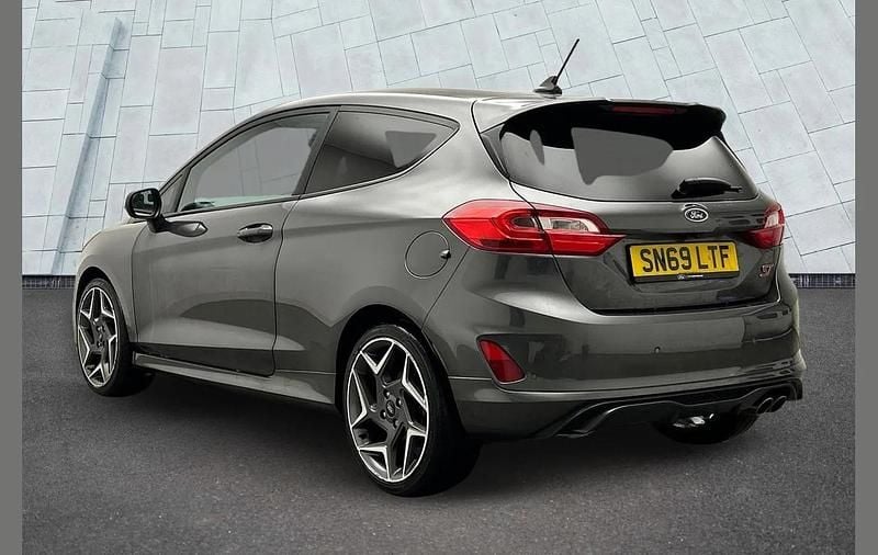 Used Ford Fiesta ST 196 HP (144 kW) 2019 Grey Hatchback