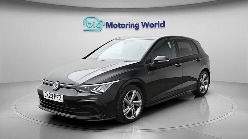 Used VW Golf VIII R-line 150 HP (110 kW) 2023 Black Hatchback